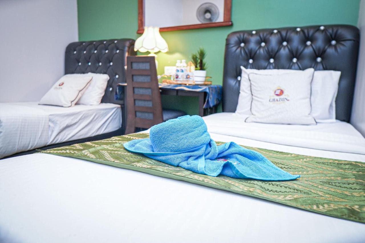 Ghazrins Desaru Hotel Pengerang Buitenkant foto