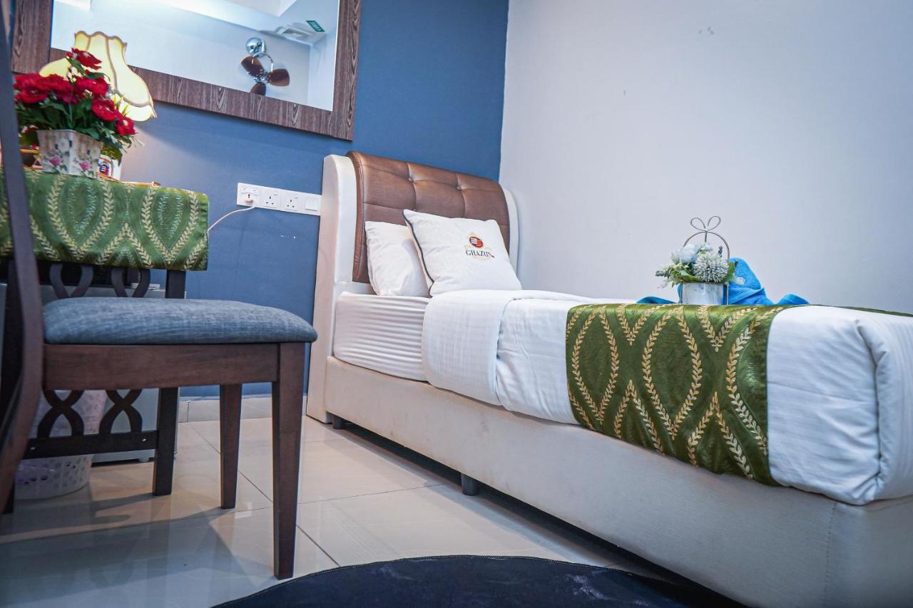Ghazrins Desaru Hotel Pengerang Buitenkant foto